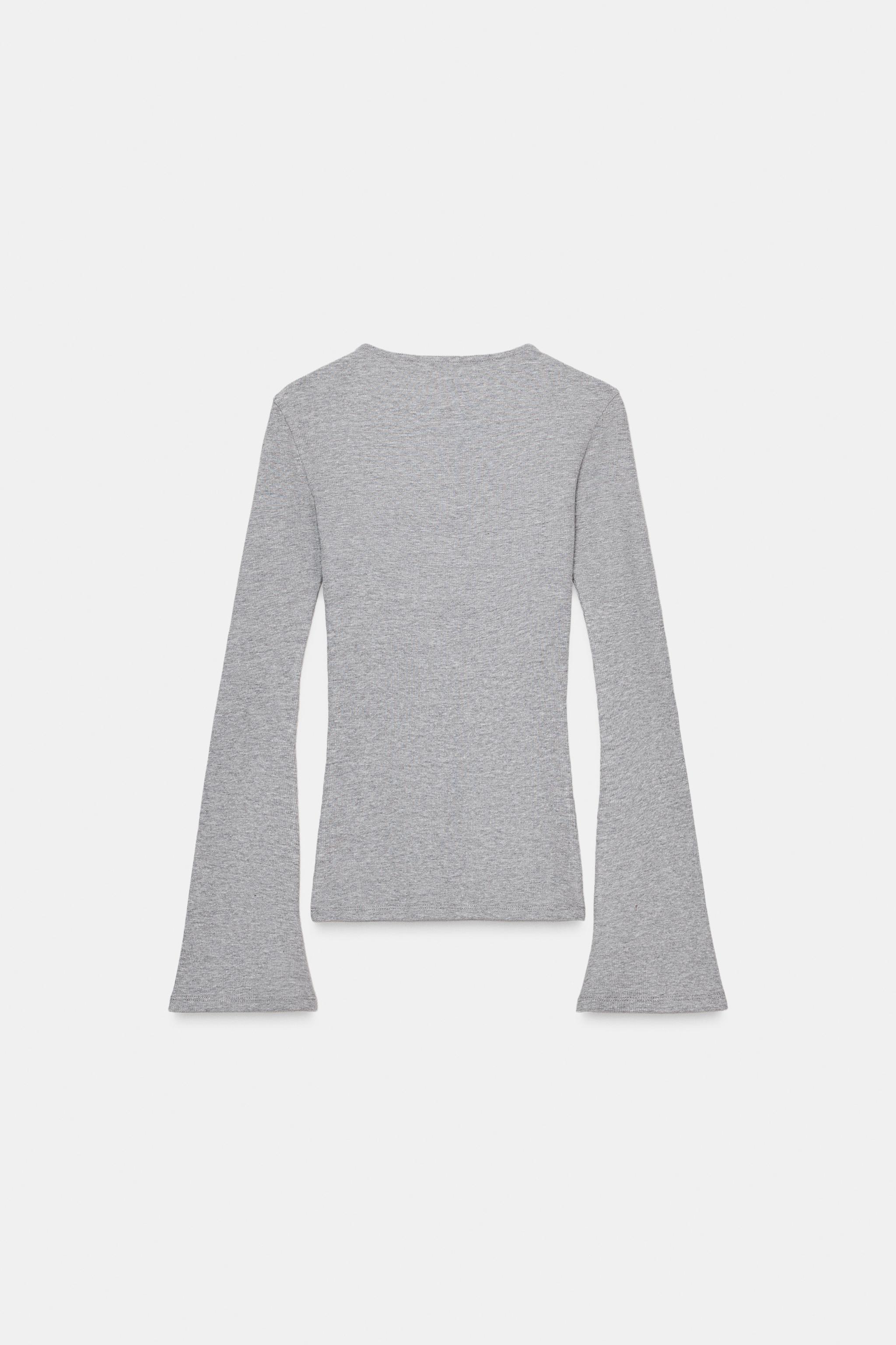 RIB TOP WITH FLARED SLEEVES